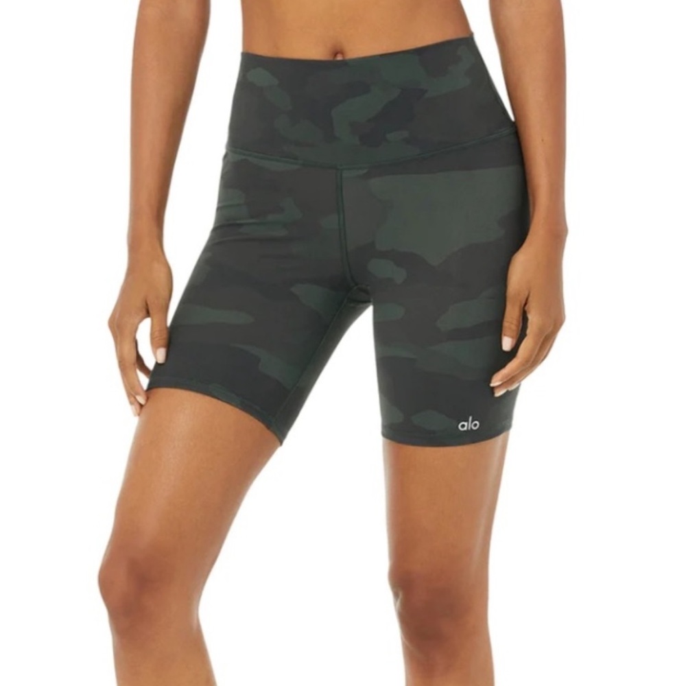 Hunter Camo Alo Shorts